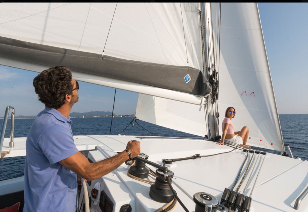 Come noleggiare il catamarano